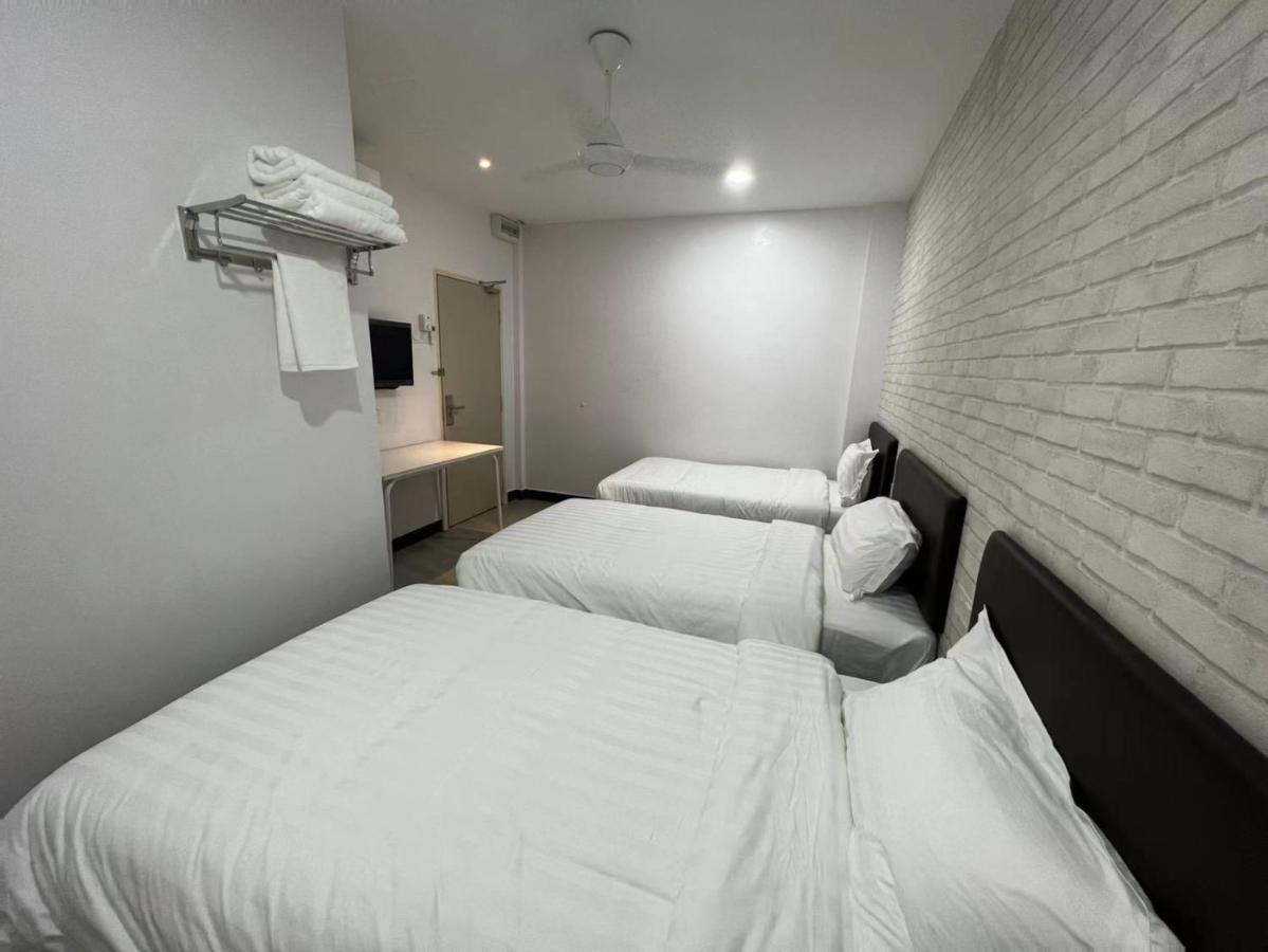 Hotel Decentraland Kuala Terengganu Exteriör bild