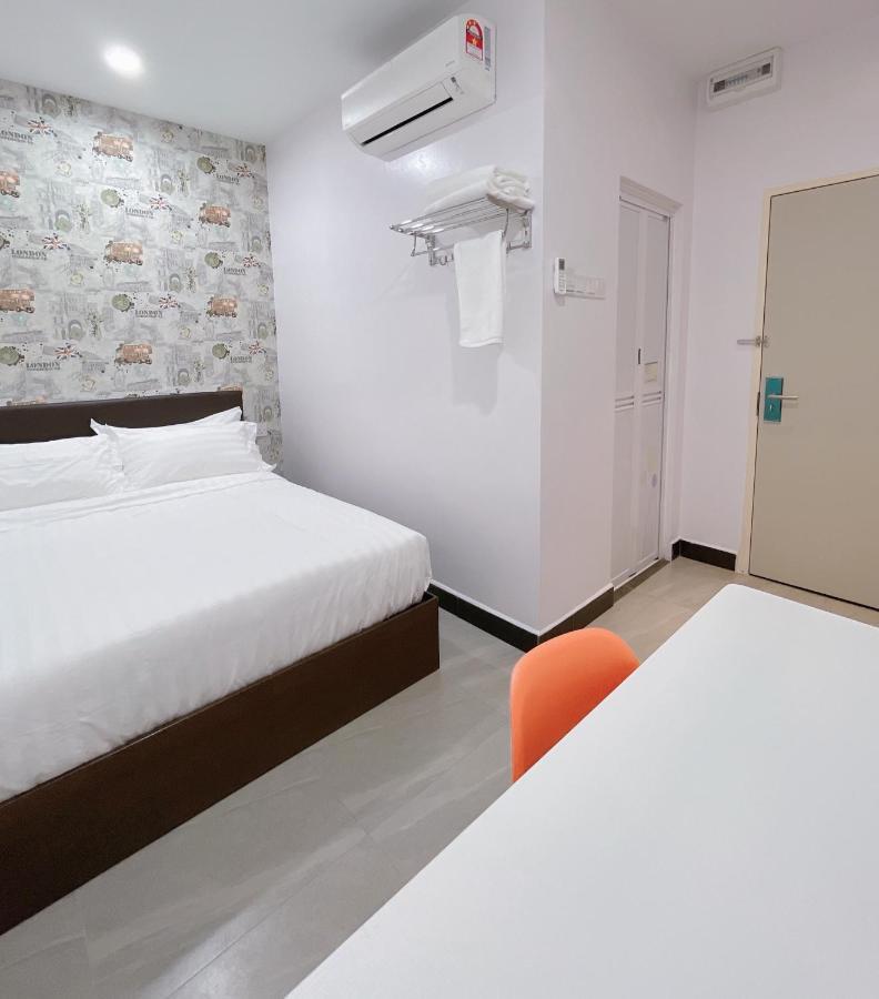 Hotel Decentraland Kuala Terengganu Exteriör bild
